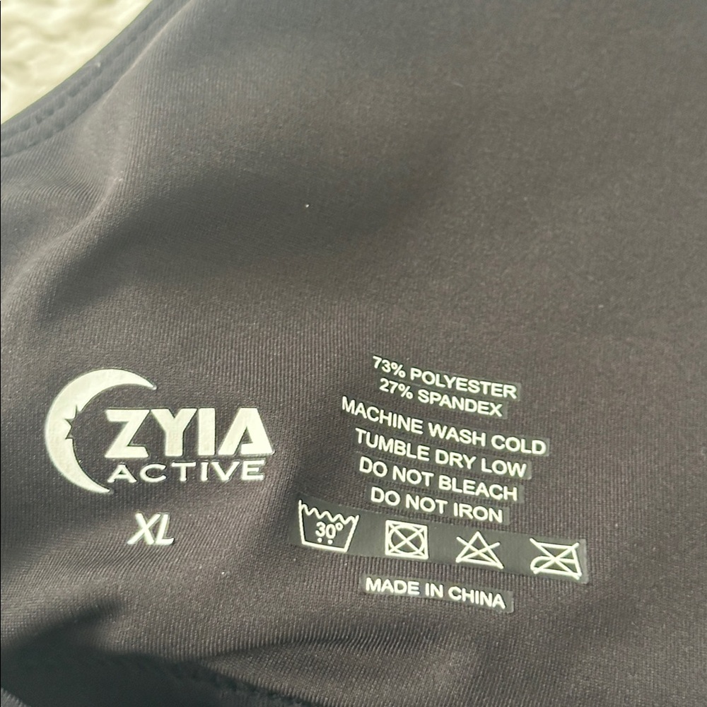 Zyia Activewear Light N Tight Black Paisley Strappy Padded Sports Bra Size XL - Picture 7 of 7